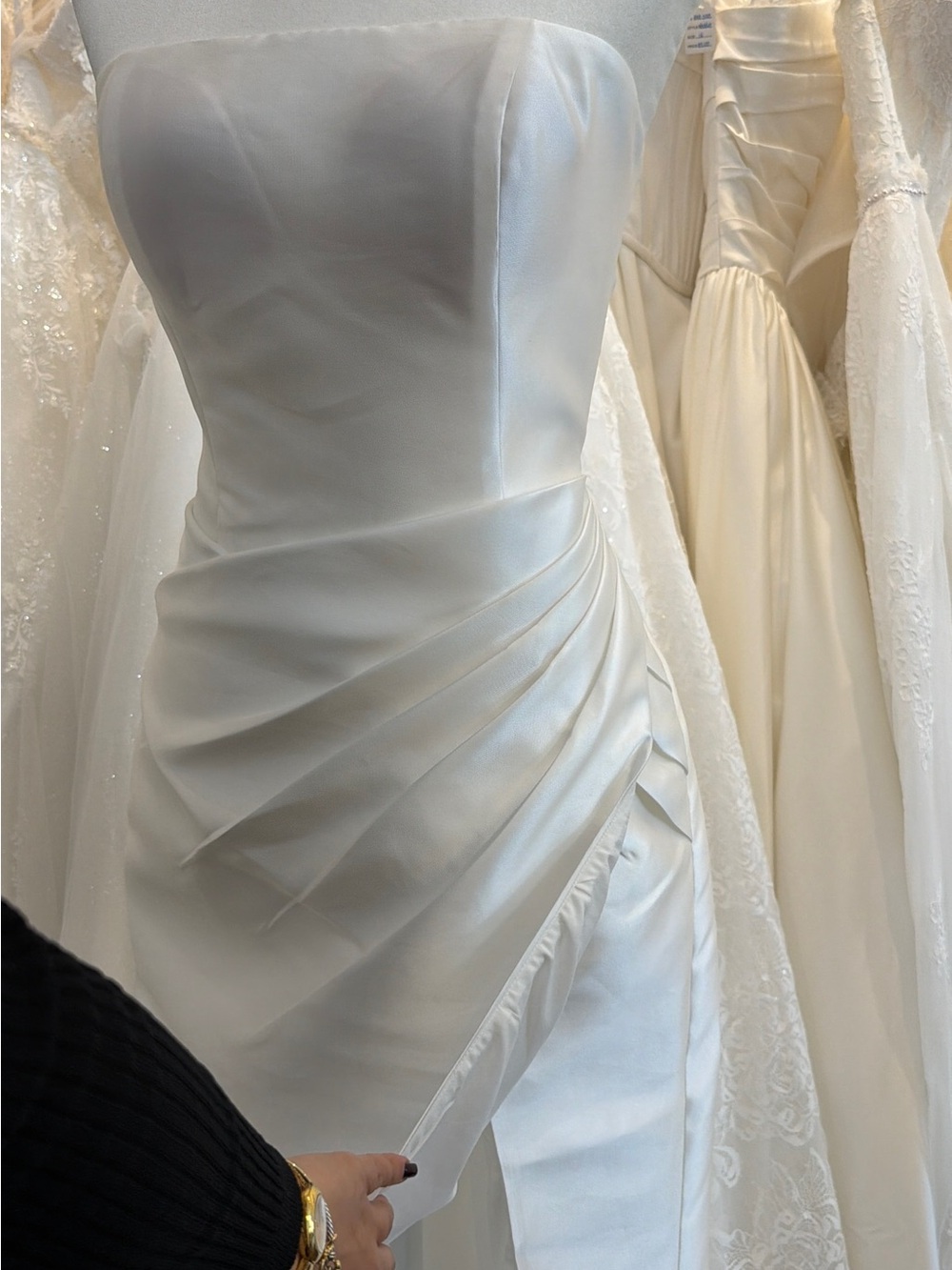 Strapless White Mikado Wedding Dress - Elegant Minimal Design - Picture 4 of 4